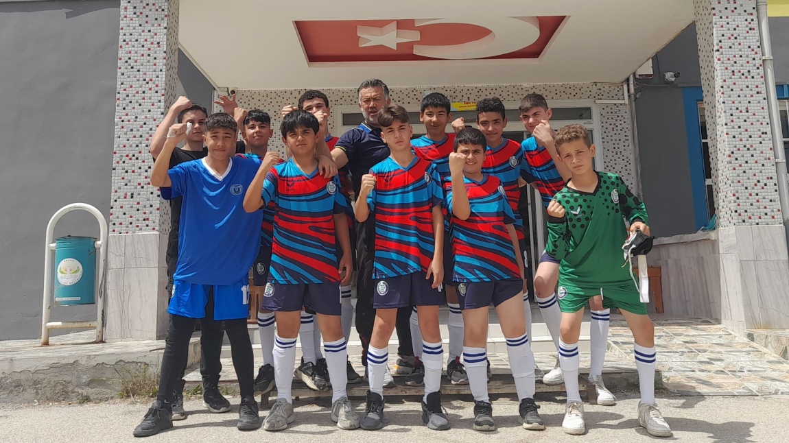Okulumuz Futsal Takımından İlçe Birinciliği